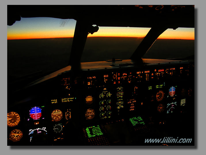 cockpit, md80